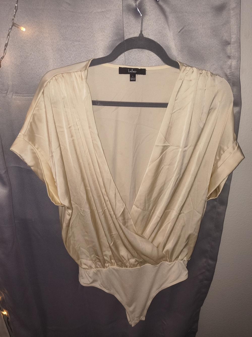 Lulus Ivory Satin Surplice Bodysuit Size Large | Deep V Neck Short Sleeve